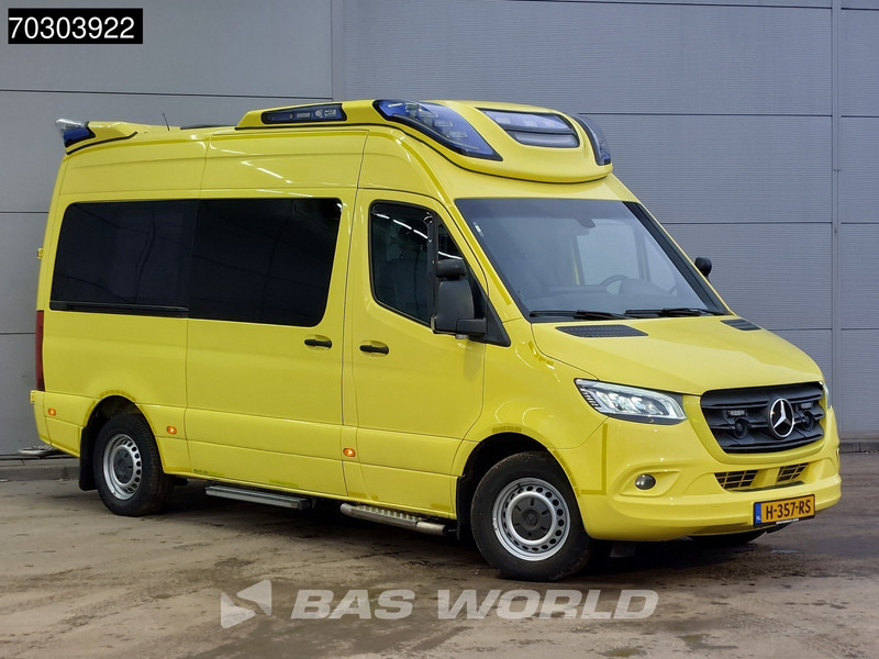 Mercedes-Benz Sprinter 319 CDI 3.0L V6 Ambulance 190PK L2H2 LED Airco Cruise Camera MBUX CarPlay Euro6 Krankenwagen Rettungswagen L2 8m3 Airco Cruise c - سيارة اسعاف: صورة 5 Mercedes-Benz Sprinter 319 CDI 3.0L V6 Ambulance 190PK L2H2 LED Airco Cruise Camera MBUX CarPlay Euro6 Krankenwagen Rettungswagen L2 8m3 Airco Cruise c - سيارة اسعاف: صورة 5