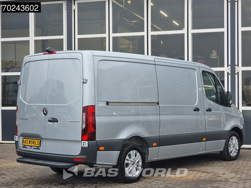 Mercedes-Benz Sprinter 319 CDI Automaat L2H1 2025model ACC LED Navi Camera Velgen 9m3 Airco - فان: صورة 5 Mercedes-Benz Sprinter 319 CDI Automaat L2H1 2025model ACC LED Navi Camera Velgen 9m3 Airco - فان: صورة 5