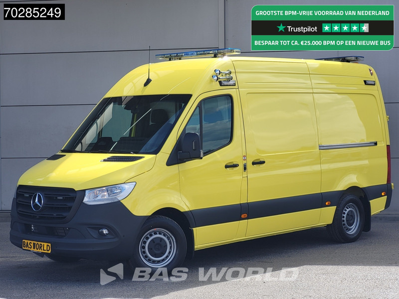 Mercedes-Benz Sprinter 319 CDI Automaat Nieuw! Complete Ambulance Ziekenwagen Rettungswagen Krankenwagen 11m3 Airco Cruise control - سيارة اسعاف: صورة 1 Mercedes-Benz Sprinter 319 CDI Automaat Nieuw! Complete Ambulance Ziekenwagen Rettungswagen Krankenwagen 11m3 Airco Cruise control - سيارة اسعاف: صورة 1