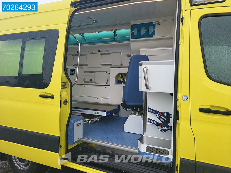 Mercedes-Benz Sprinter 319 CDI Automaat Nieuw! Complete Ambulance Ziekenwagen Rettungswagen Krankenwagen Airco - سيارة اسعاف: صورة 5 Mercedes-Benz Sprinter 319 CDI Automaat Nieuw! Complete Ambulance Ziekenwagen Rettungswagen Krankenwagen Airco - سيارة اسعاف: صورة 5