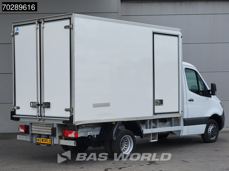 Mercedes-Benz Sprinter 515 CDI Koelwagen Dubbellucht Zijdeur Thermo King 230v-Stekker Airco Cruise MBUX CarPlay Euro6 Koel Koeler Kühl Kühler Kühlwagen - شاحنة مُبرّدة للتوصيل: صورة 5 Mercedes-Benz Sprinter 515 CDI Koelwagen Dubbellucht Zijdeur Thermo King 230v-Stekker Airco Cruise MBUX CarPlay Euro6 Koel Koeler Kühl Kühler Kühlwagen - شاحنة مُبرّدة للتوصيل: صورة 5