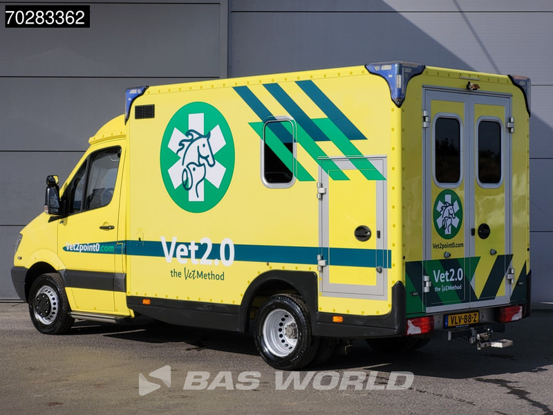 Mercedes-Benz Sprinter 519 CDI 3.0L V6 Automaat 190PK Ambulance Trekhaak Airco Cruise APK 02-2026 Euro6 Rettungswagen Krankenwagen 13m3 Airco Trekhaak - سيارة اسعاف: صورة 2 Mercedes-Benz Sprinter 519 CDI 3.0L V6 Automaat 190PK Ambulance Trekhaak Airco Cruise APK 02-2026 Euro6 Rettungswagen Krankenwagen 13m3 Airco Trekhaak - سيارة اسعاف: صورة 2