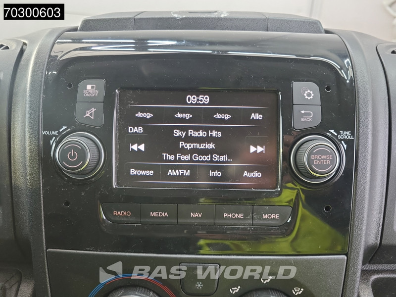 فان Opel Movano 165PK L2H2 Trekhaak Navi 165PK Airco Cruise Camera Parkeersensoren APK 05-2026 Euro6 L2 Airco Trekhaak Cruise control: صورة 13