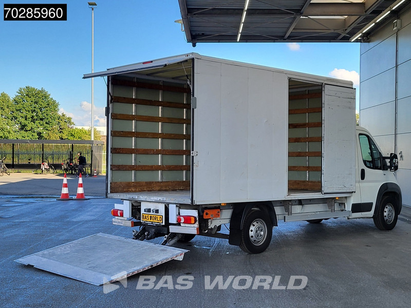 Peugeot Boxer 150PK Trekhaak D'Hollandia Laadklep Zijdeur Bakwagen Navi Airco Cruise Lat om Lat Euro5 Meubelbak Koffer 18m3 Airco Trekhaak Cruise co - شاحنة مغلقة الصندوق: صورة 3 Peugeot Boxer 150PK Trekhaak D'Hollandia Laadklep Zijdeur Bakwagen Navi Airco Cruise Lat om Lat Euro5 Meubelbak Koffer 18m3 Airco Trekhaak Cruise co - شاحنة مغلقة الصندوق: صورة 3
