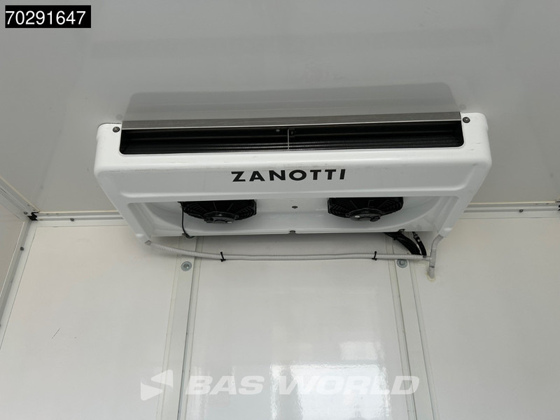 Iveco Daily 35S18 3.0L Automaat Laadklep Koelwagen Zanotti Z380 230v Stekker ACC Navi Airco Camera Euro6 Bakwagen Gekoeld Koel Koeler Kühl K - شاحنة مُبرّدة للتوصيل: صورة 5 Iveco Daily 35S18 3.0L Automaat Laadklep Koelwagen Zanotti Z380 230v Stekker ACC Navi Airco Camera Euro6 Bakwagen Gekoeld Koel Koeler Kühl K - شاحنة مُبرّدة للتوصيل: صورة 5