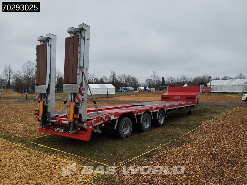 Langendorf ST-3 3 axles Lift+Steering Axle RAMPS SAF - عربة منخفضة مسطحة نصف مقطورة: صورة 5 Langendorf ST-3 3 axles Lift+Steering Axle RAMPS SAF - عربة منخفضة مسطحة نصف مقطورة: صورة 5