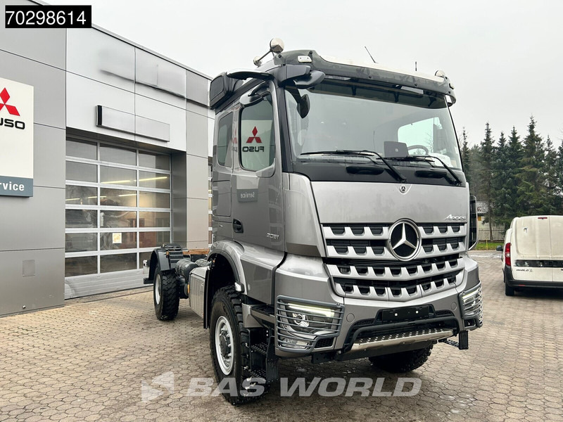 Mercedes-Benz Acrocs 2051 Arocs 4X4 NEW 4x4 chassis! Camper base Steel suspension Big-Axle Automatic Euro 6 - شاحنة هيكل كابينة: صورة 3 Mercedes-Benz Acrocs 2051 Arocs 4X4 NEW 4x4 chassis! Camper base Steel suspension Big-Axle Automatic Euro 6 - شاحنة هيكل كابينة: صورة 3