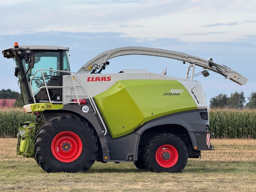 Claas Jaguar 850 Allrad + Kemper 360 PLUS - حصادة الأعلاف: صورة 3 Claas Jaguar 850 Allrad + Kemper 360 PLUS - حصادة الأعلاف: صورة 3