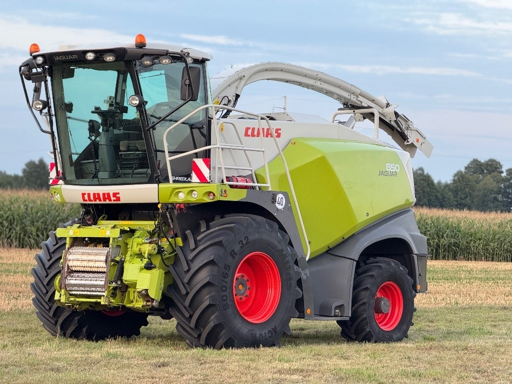 Claas Jaguar 850 Allrad + Kemper 360 PLUS - حصادة الأعلاف: صورة 1 Claas Jaguar 850 Allrad + Kemper 360 PLUS - حصادة الأعلاف: صورة 1