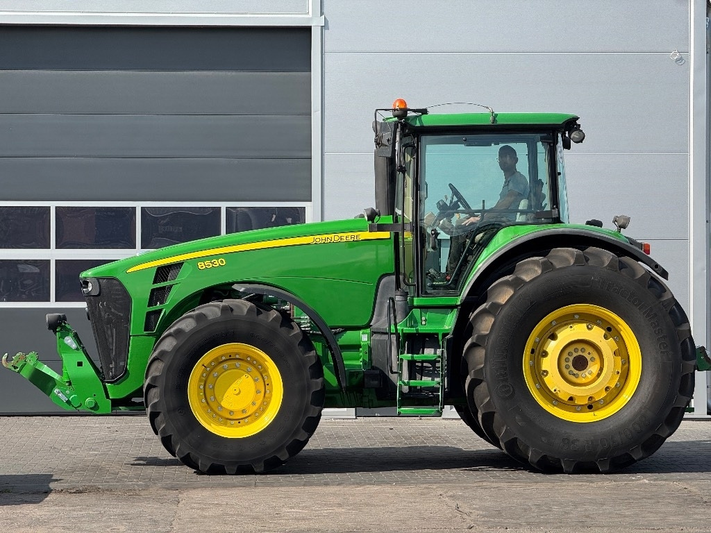 John Deere 8530 AutoPower - جرار: صورة 5 John Deere 8530 AutoPower - جرار: صورة 5