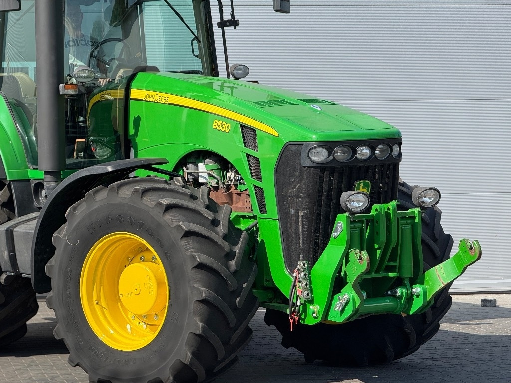 John Deere 8530 AutoPower - جرار: صورة 3 John Deere 8530 AutoPower - جرار: صورة 3