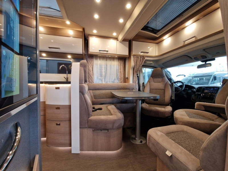Carthago C1-Tourer T 145 RB-LE lightweight 3.5t - موتر هوم متكامل: صورة 4 Carthago C1-Tourer T 145 RB-LE lightweight 3.5t - موتر هوم متكامل: صورة 4