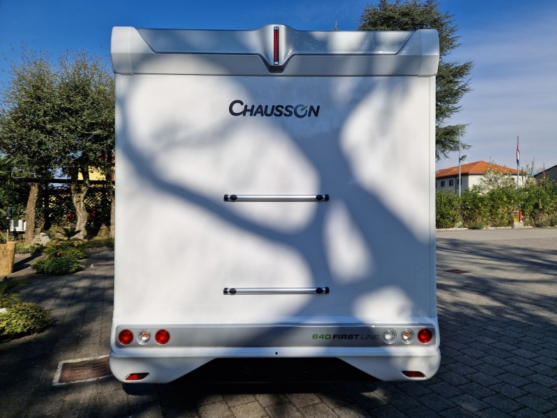 Chausson 640 First Line Ford - موتر هوم شبه متكامل: صورة 3 Chausson 640 First Line Ford - موتر هوم شبه متكامل: صورة 3