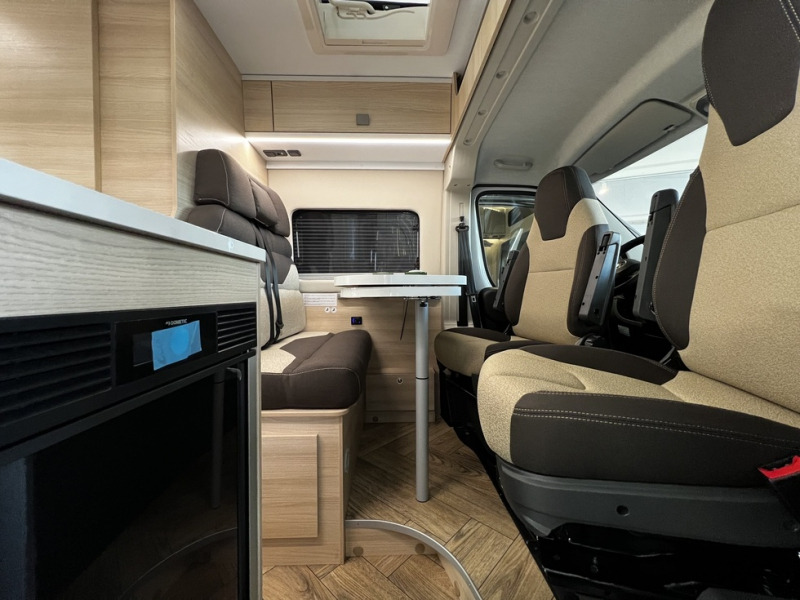 Chausson V594S First Line - كرفان فان: صورة 2 Chausson V594S First Line - كرفان فان: صورة 2