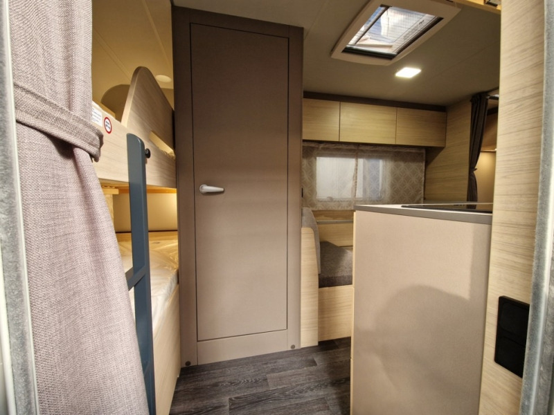 Weinsberg CaraCito 470 QDK - كرفان سحب: صورة 5 Weinsberg CaraCito 470 QDK - كرفان سحب: صورة 5