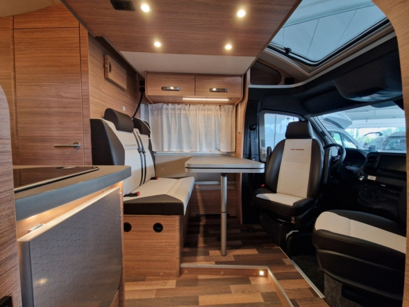Weinsberg CaraCompact Suite MB 640 MEG - موتر هوم شبه متكامل: صورة 4 Weinsberg CaraCompact Suite MB 640 MEG - موتر هوم شبه متكامل: صورة 4