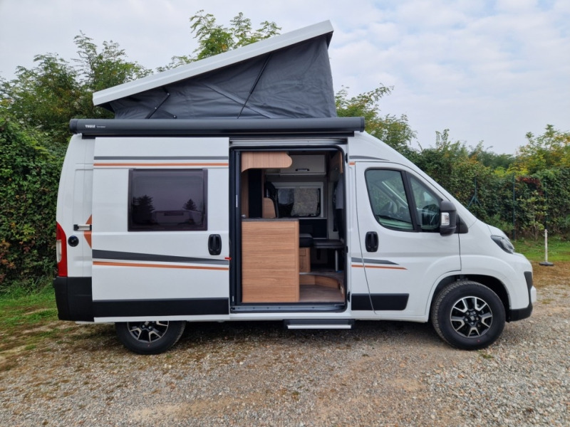Weinsberg Carabus 540 MQ Edition Fire - كرفان فان: صورة 3 Weinsberg Carabus 540 MQ Edition Fire - كرفان فان: صورة 3