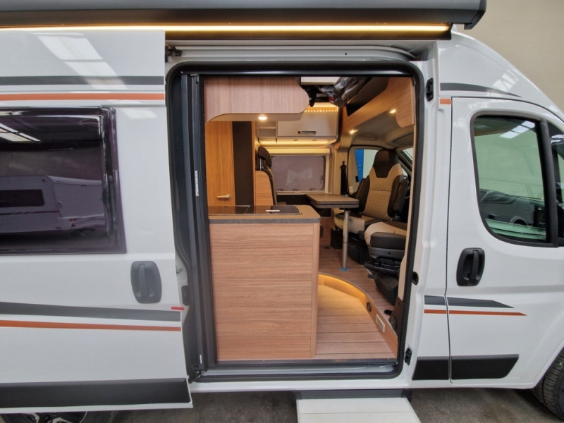 Weinsberg Carabus 540 MQ Edition Fire - كرفان فان: صورة 5 Weinsberg Carabus 540 MQ Edition Fire - كرفان فان: صورة 5