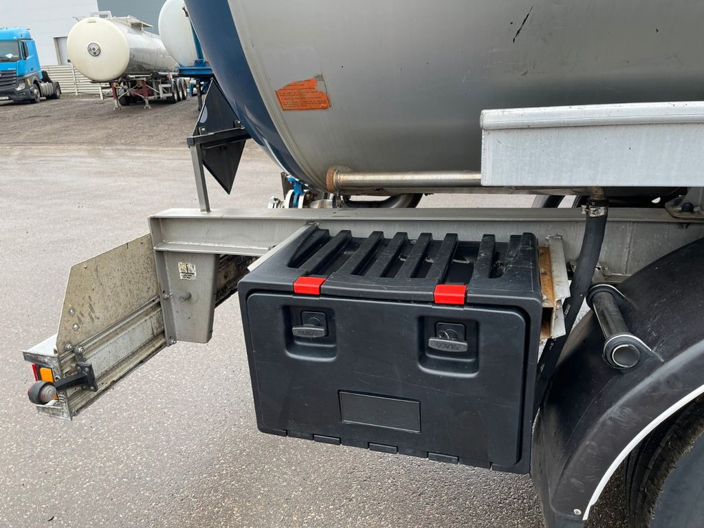 Magyar ADR 7 units - نصف مقطورة صهريج: صورة 5 Magyar ADR 7 units - نصف مقطورة صهريج: صورة 5