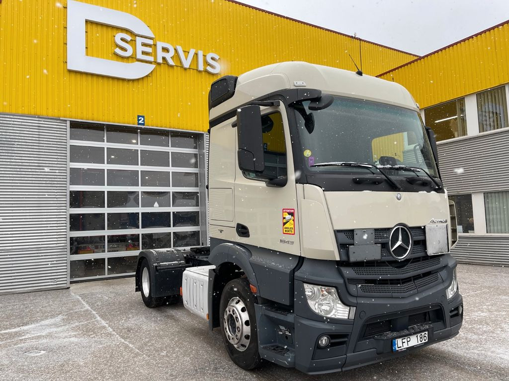 Mercedes-Benz Actros 1843 ADR 7 unit - وحدة جر: صورة 2 Mercedes-Benz Actros 1843 ADR 7 unit - وحدة جر: صورة 2
