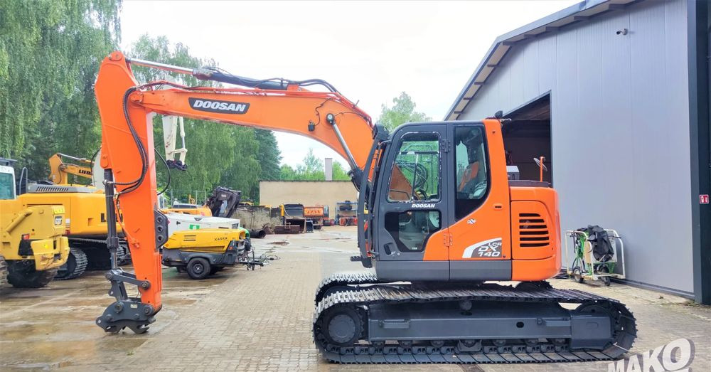 Doosan DX140LCR-5 - حفار زحاف: صورة 1 Doosan DX140LCR-5 - حفار زحاف: صورة 1
