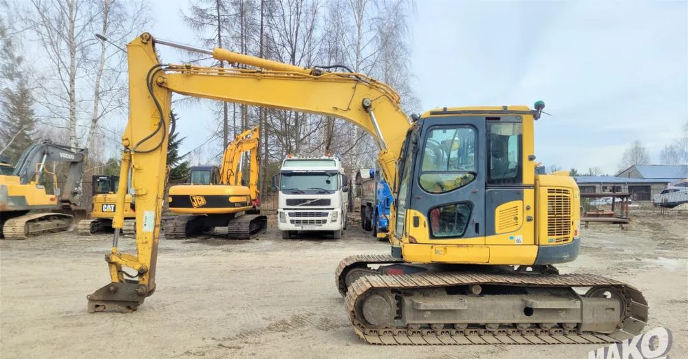 Komatsu PC138 US-8 - حفار زحاف: صورة 1 Komatsu PC138 US-8 - حفار زحاف: صورة 1