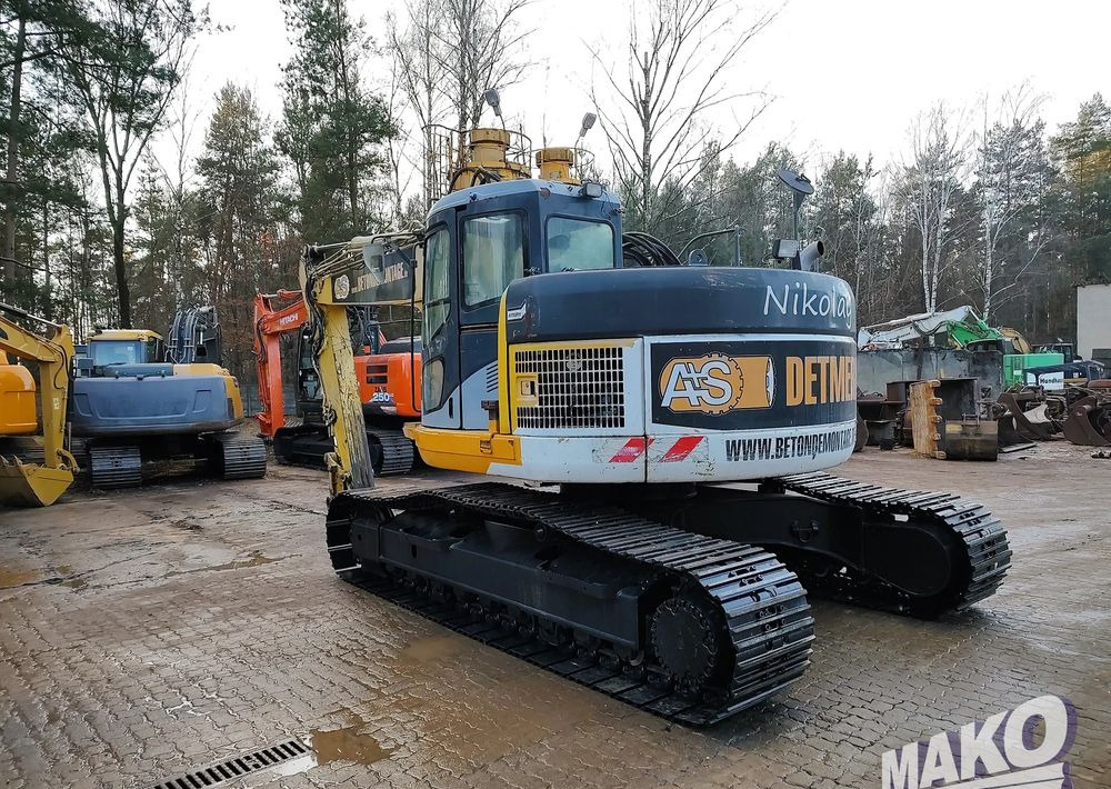 Komatsu PC228USLC-3 - حفار زحاف: صورة 2 Komatsu PC228USLC-3 - حفار زحاف: صورة 2