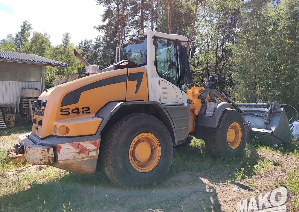 Liebherr L542 - اللودر بعجل: صورة 1 Liebherr L542 - اللودر بعجل: صورة 1