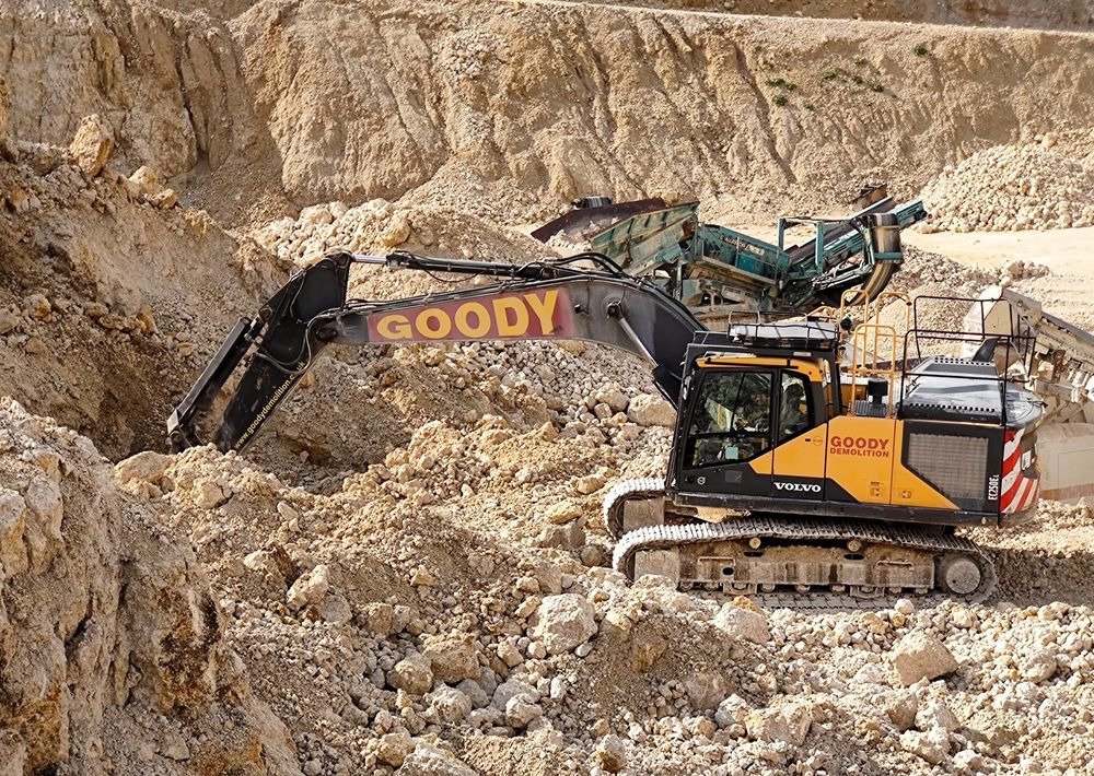 Volvo EC 250 EL - حفار زحاف: صورة 2 Volvo EC 250 EL - حفار زحاف: صورة 2