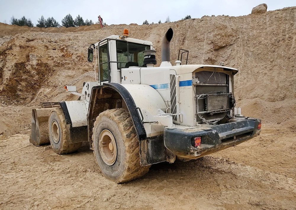 Volvo L180E - اللودر بعجل: صورة 3 Volvo L180E - اللودر بعجل: صورة 3
