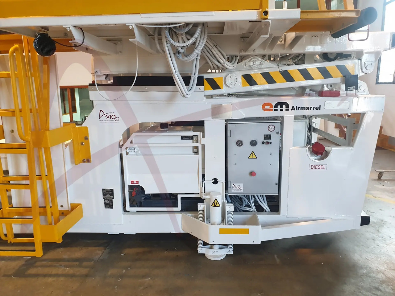 AIR MARREL LAM 3500 DP/R8 - محملات الحاويات والمنصات النقالة: صورة 2 AIR MARREL LAM 3500 DP/R8 - محملات الحاويات والمنصات النقالة: صورة 2