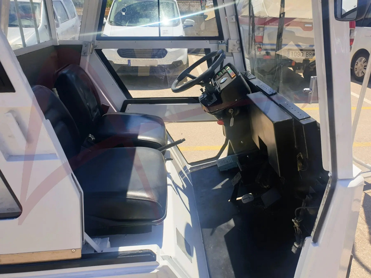 CHARLATTE T135 AC - جرارات الأمتعة: صورة 4 CHARLATTE T135 AC - جرارات الأمتعة: صورة 4