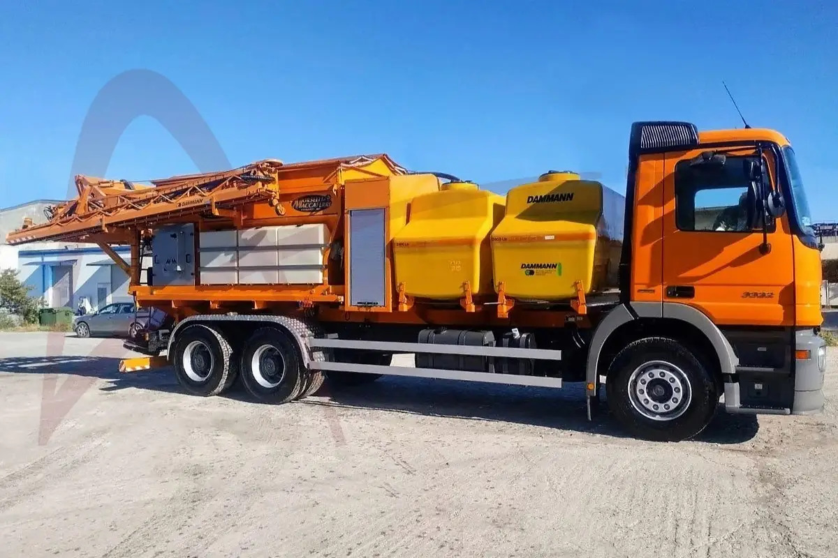 DAMMANN FEA 6024 - ماكينة إزالة الجليد عن الطائرات: صورة 1 DAMMANN FEA 6024 - ماكينة إزالة الجليد عن الطائرات: صورة 1