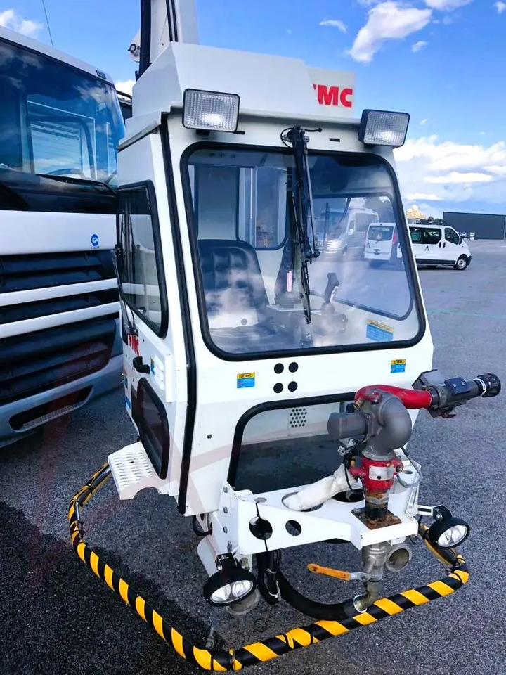 FMC LMD 2000 - ماكينة إزالة الجليد عن الطائرات: صورة 4 FMC LMD 2000 - ماكينة إزالة الجليد عن الطائرات: صورة 4