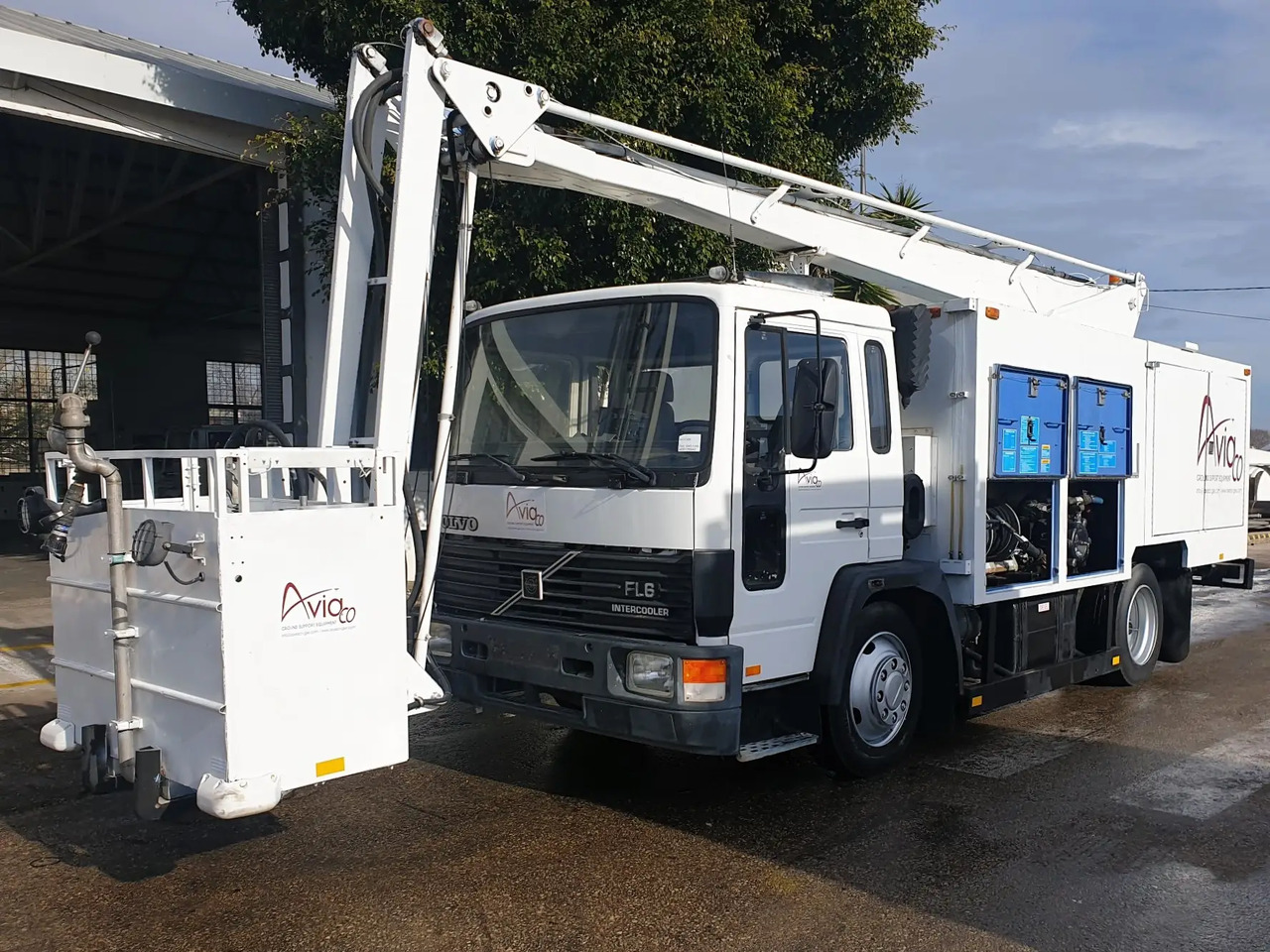 FMC SMD-1200 - ماكينة إزالة الجليد عن الطائرات: صورة 2 FMC SMD-1200 - ماكينة إزالة الجليد عن الطائرات: صورة 2