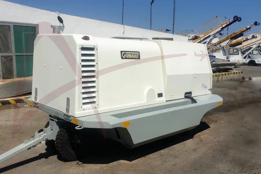 GUINAULT GA100V40D100 28 - وحدة الطاقة الأرضية للطائرات: صورة 3 GUINAULT GA100V40D100 28 - وحدة الطاقة الأرضية للطائرات: صورة 3