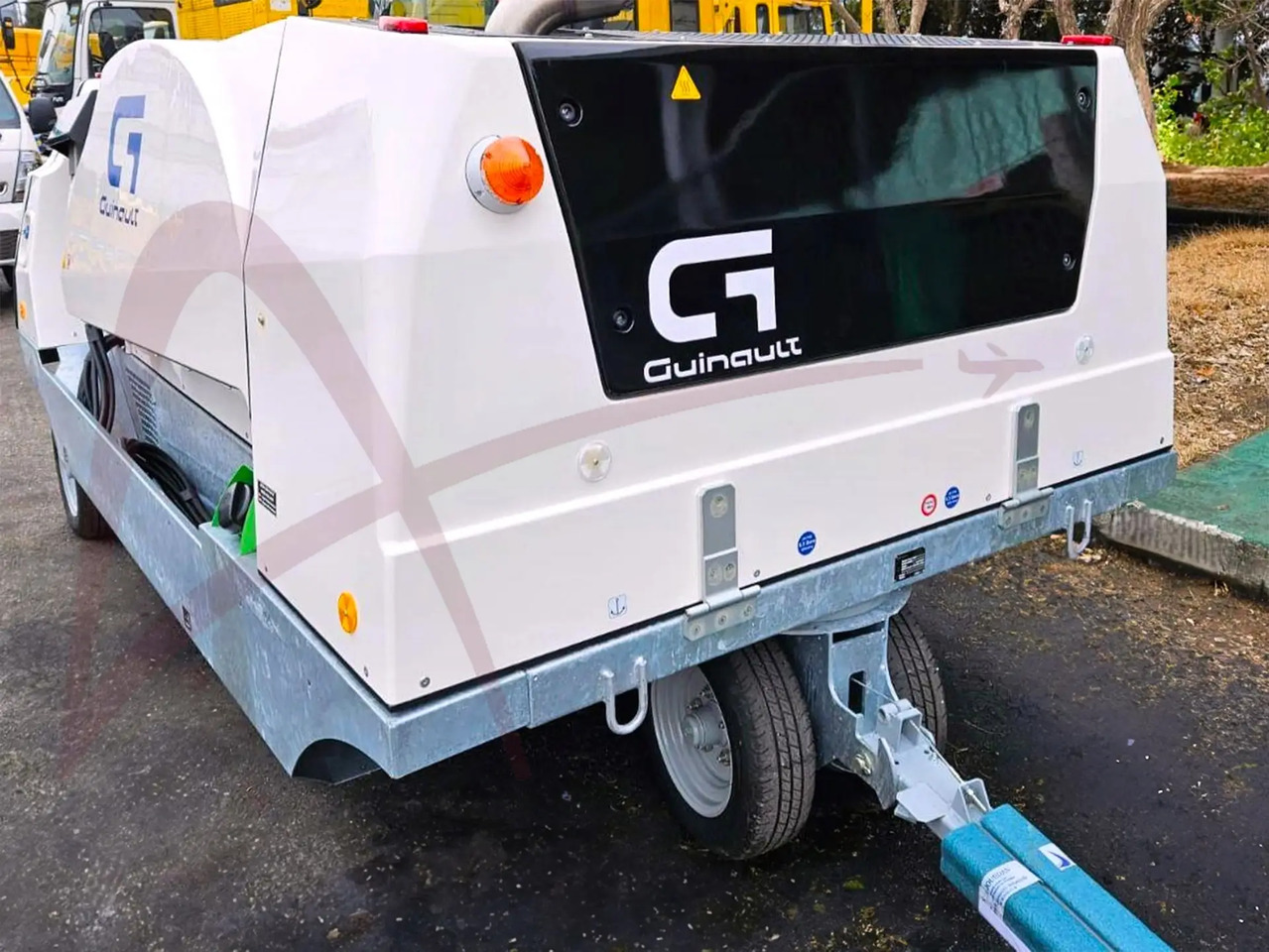 GUINAULT GA180V51D2000 - وحدة الطاقة الأرضية للطائرات: صورة 2 GUINAULT GA180V51D2000 - وحدة الطاقة الأرضية للطائرات: صورة 2
