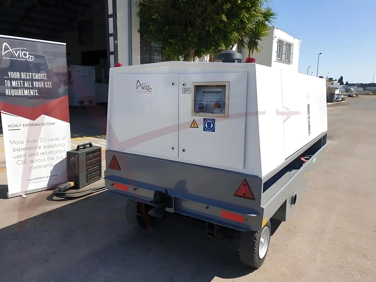 HITZINGER 90MDI1 28 - وحدة الطاقة الأرضية للطائرات: صورة 2 HITZINGER 90MDI1 28 - وحدة الطاقة الأرضية للطائرات: صورة 2