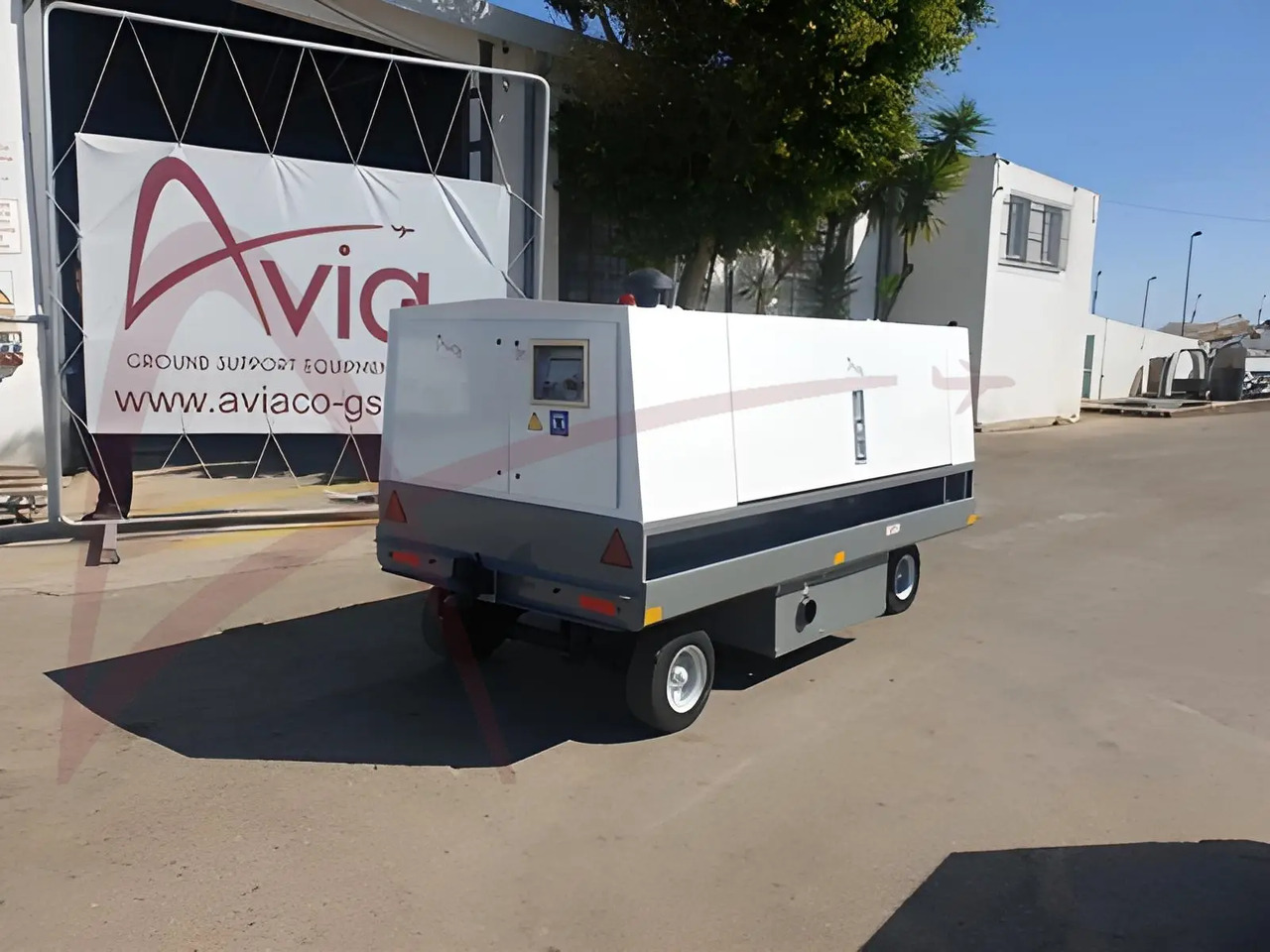 HITZINGER 90MDI1 28 - وحدة الطاقة الأرضية للطائرات: صورة 3 HITZINGER 90MDI1 28 - وحدة الطاقة الأرضية للطائرات: صورة 3