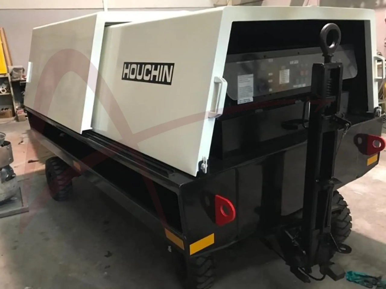 HOUCHIN D690DV - وحدة الطاقة الأرضية للطائرات: صورة 1 HOUCHIN D690DV - وحدة الطاقة الأرضية للطائرات: صورة 1