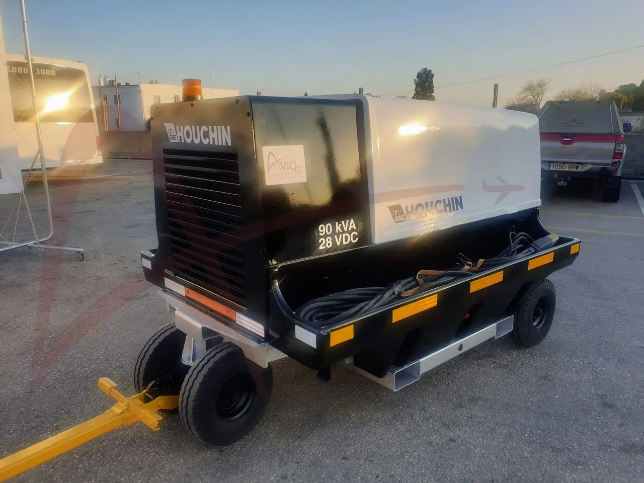 ITW GSE 4400 - وحدة الطاقة الأرضية للطائرات: صورة 3 ITW GSE 4400 - وحدة الطاقة الأرضية للطائرات: صورة 3