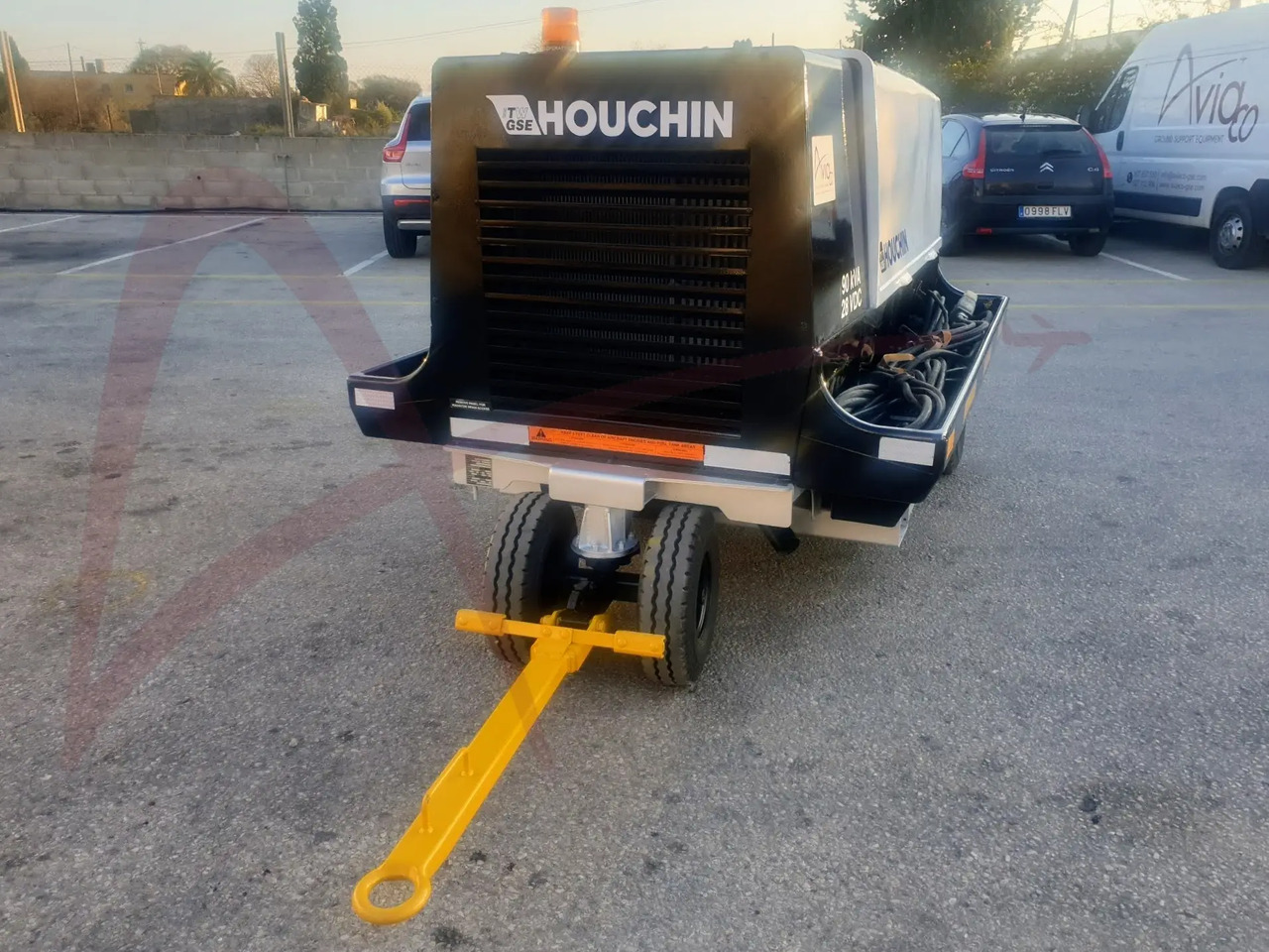 ITW GSE 4400 - وحدة الطاقة الأرضية للطائرات: صورة 4 ITW GSE 4400 - وحدة الطاقة الأرضية للطائرات: صورة 4