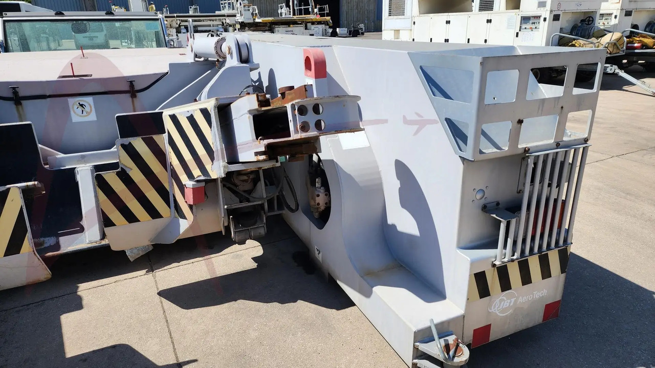 JBT AEROTECH EXPEDITER 400 - جرارات الطائرات: صورة 4 JBT AEROTECH EXPEDITER 400 - جرارات الطائرات: صورة 4
