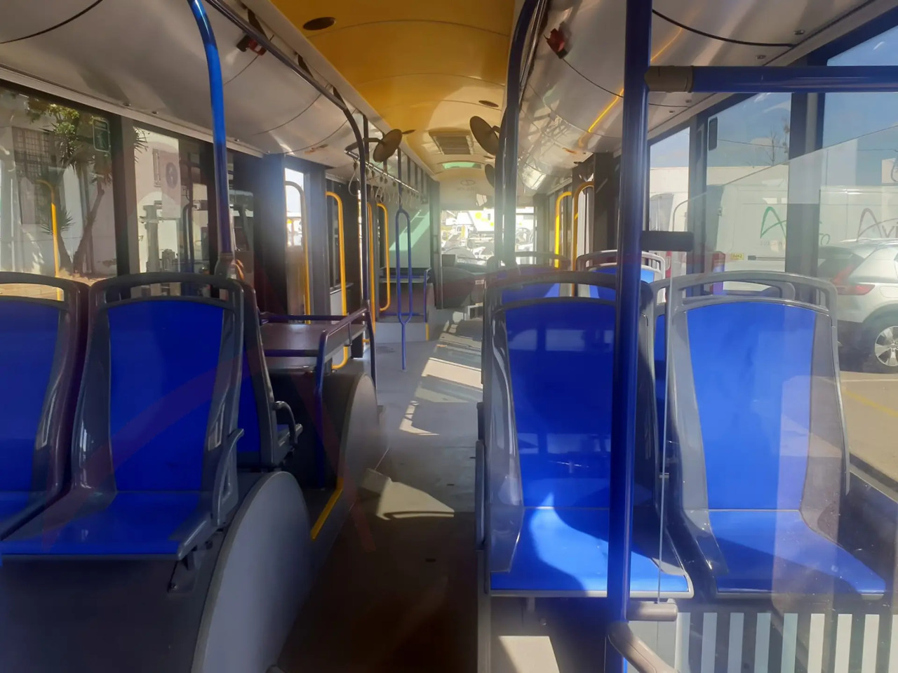 SOLARIS URBINO 15 - حافلة المطار: صورة 5 SOLARIS URBINO 15 - حافلة المطار: صورة 5