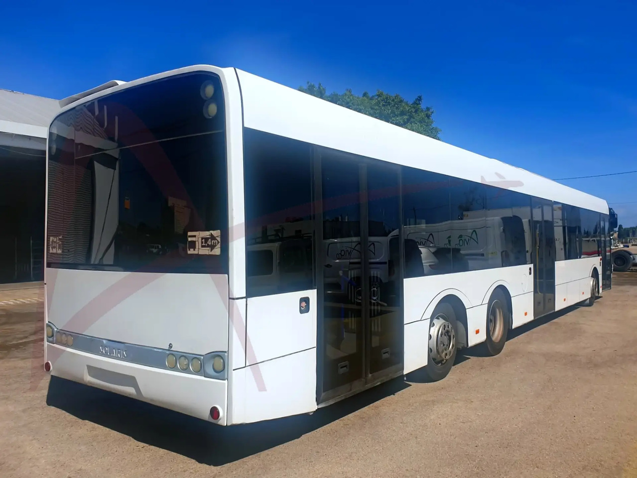 SOLARIS URBINO 15 - حافلة المطار: صورة 2 SOLARIS URBINO 15 - حافلة المطار: صورة 2