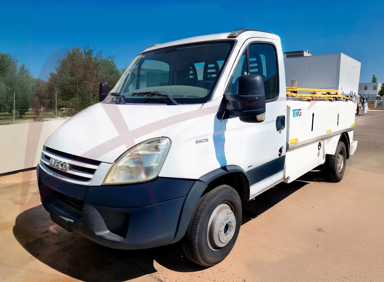 TEMG TG-0218 - شاحنة خدمة المراحيض: صورة 1 TEMG TG-0218 - شاحنة خدمة المراحيض: صورة 1