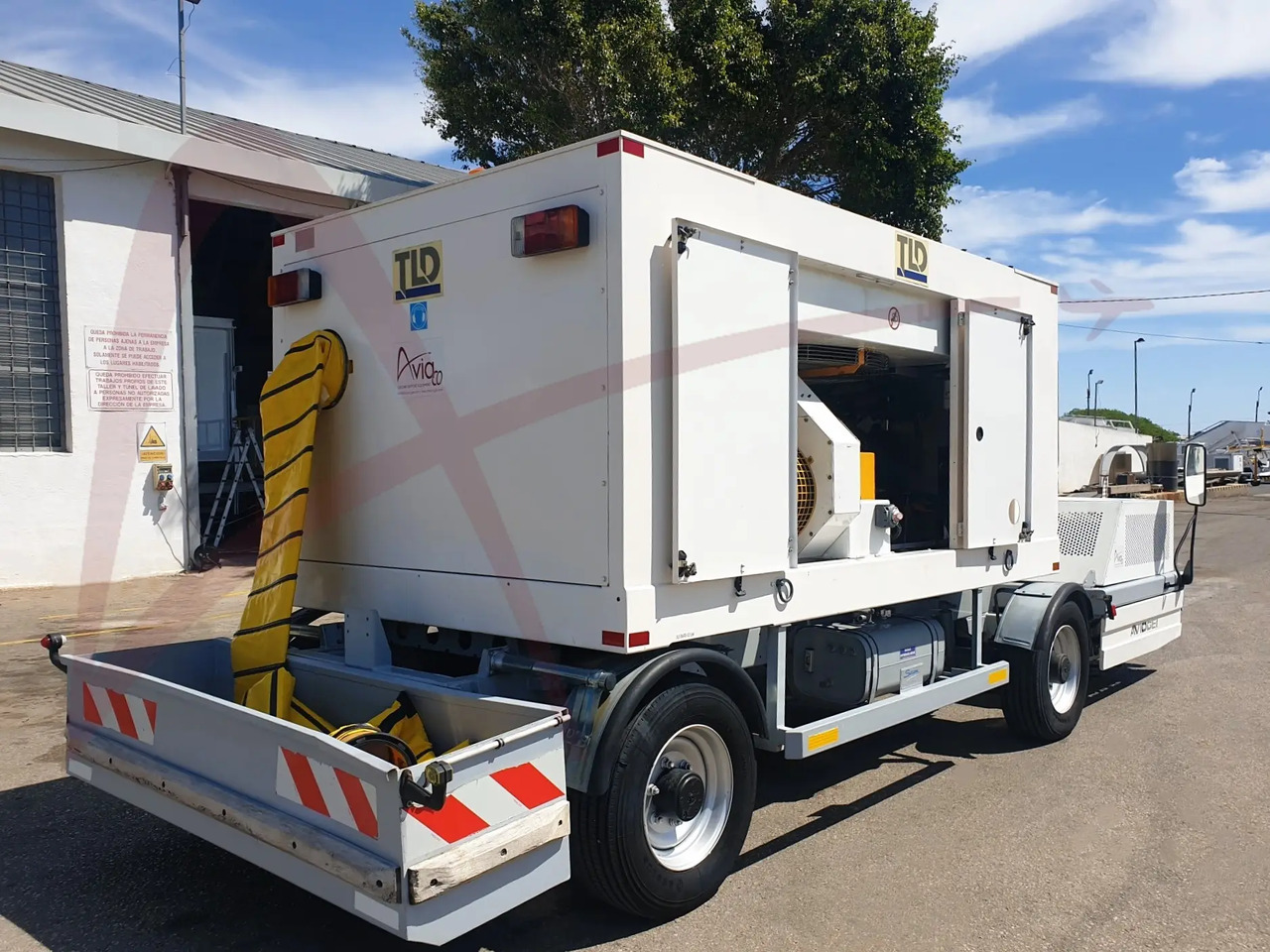 TLD ACU-804-DUS - معدات الدعم الأرضي: صورة 4 TLD ACU-804-DUS - معدات الدعم الأرضي: صورة 4