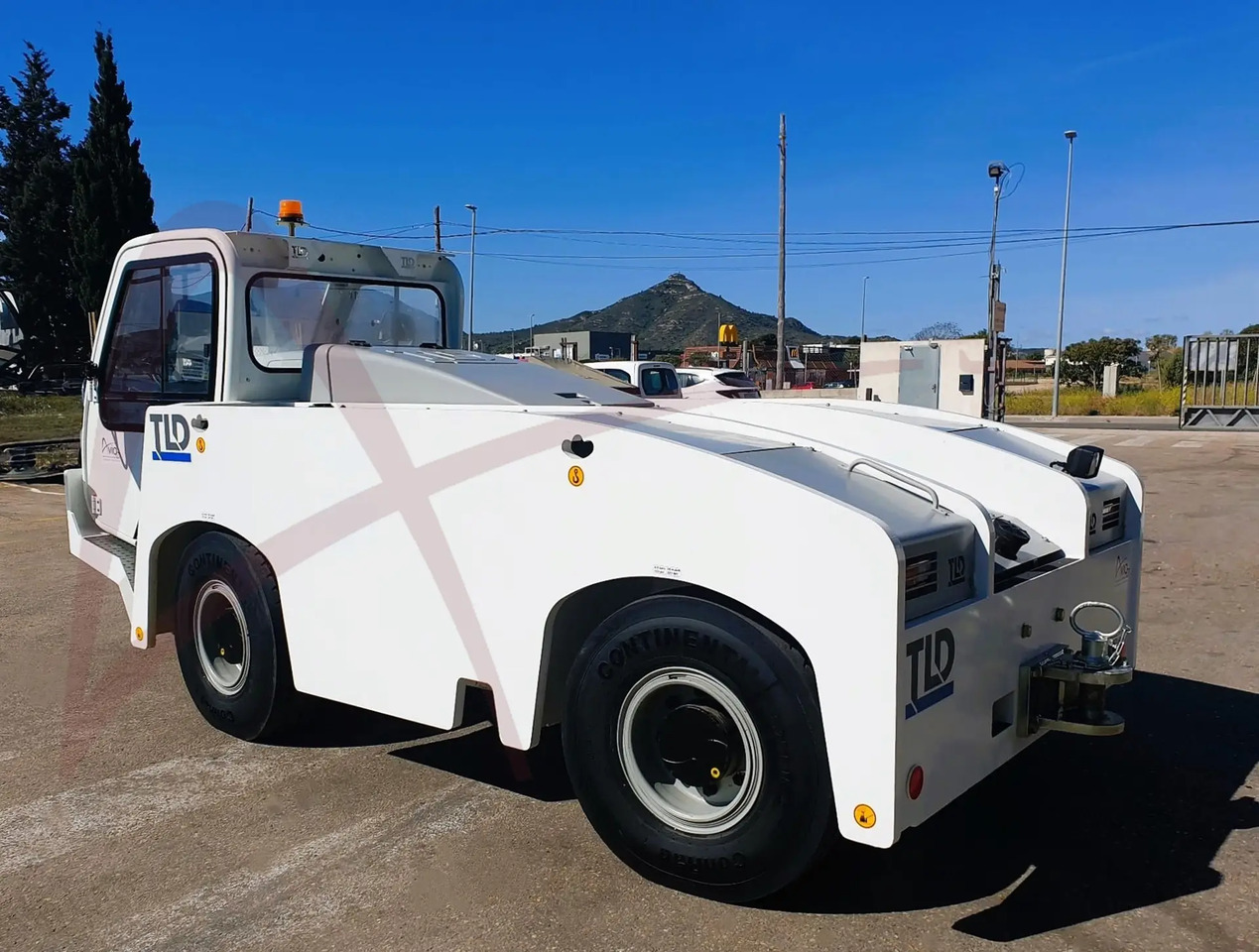 TLD TMX-150/12 - جرارات الطائرات: صورة 1 TLD TMX-150/12 - جرارات الطائرات: صورة 1