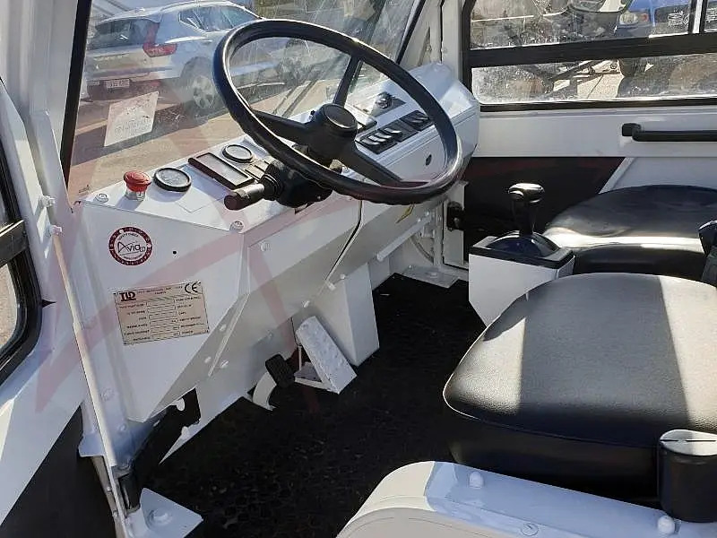 TLD TMX-150/12 - جرارات الطائرات: صورة 2 TLD TMX-150/12 - جرارات الطائرات: صورة 2