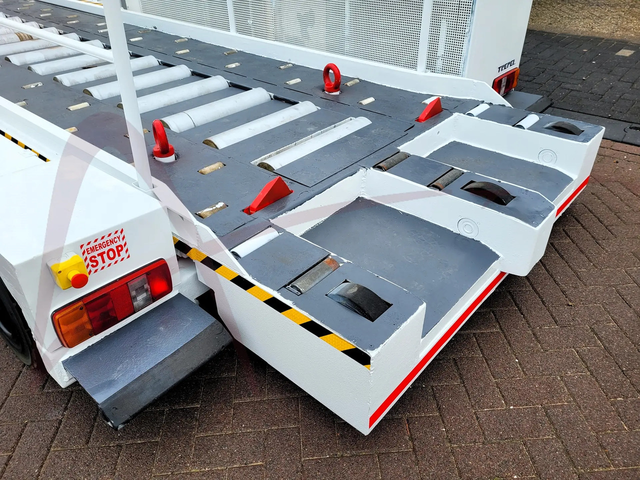 TREPEL CCL35/35 - محملات الحاويات والمنصات النقالة: صورة 5 TREPEL CCL35/35 - محملات الحاويات والمنصات النقالة: صورة 5